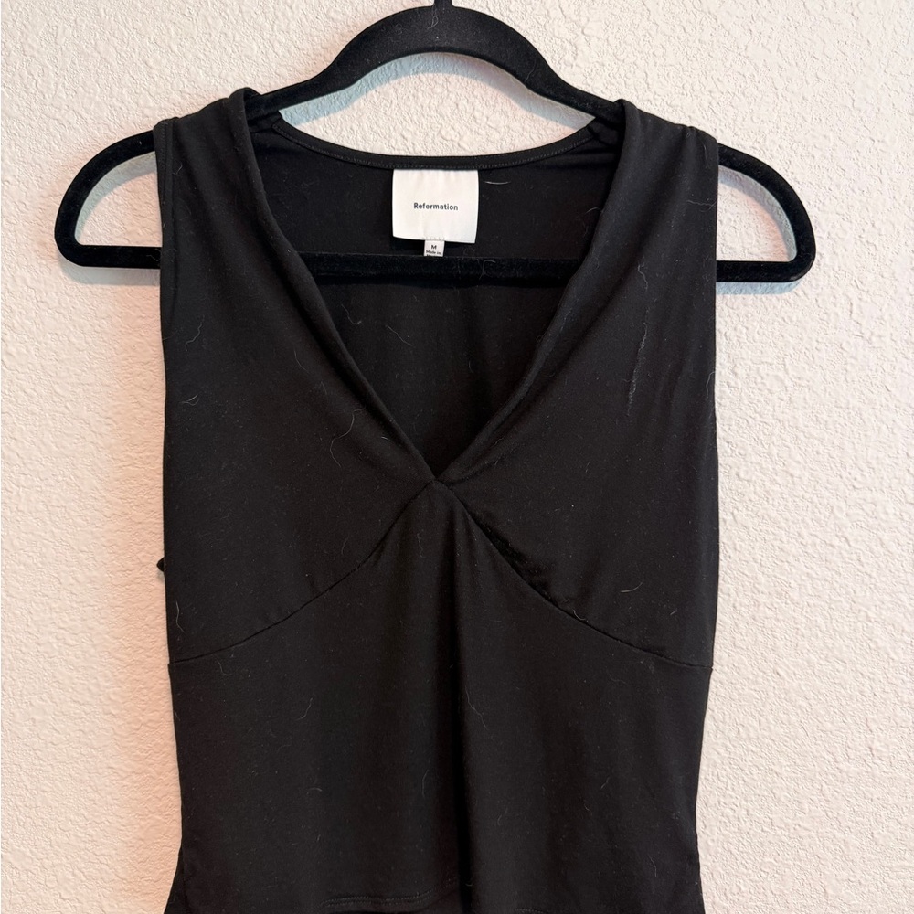 Reformation Bowie Black V-Neck Top - Picture 2 of 4